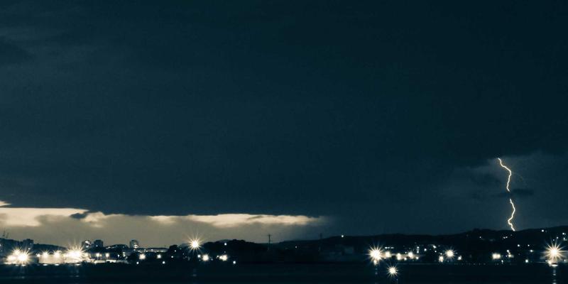 从苏格兰荒野到世界舞台：高尔夫球场演变与绅士精神的全球传承